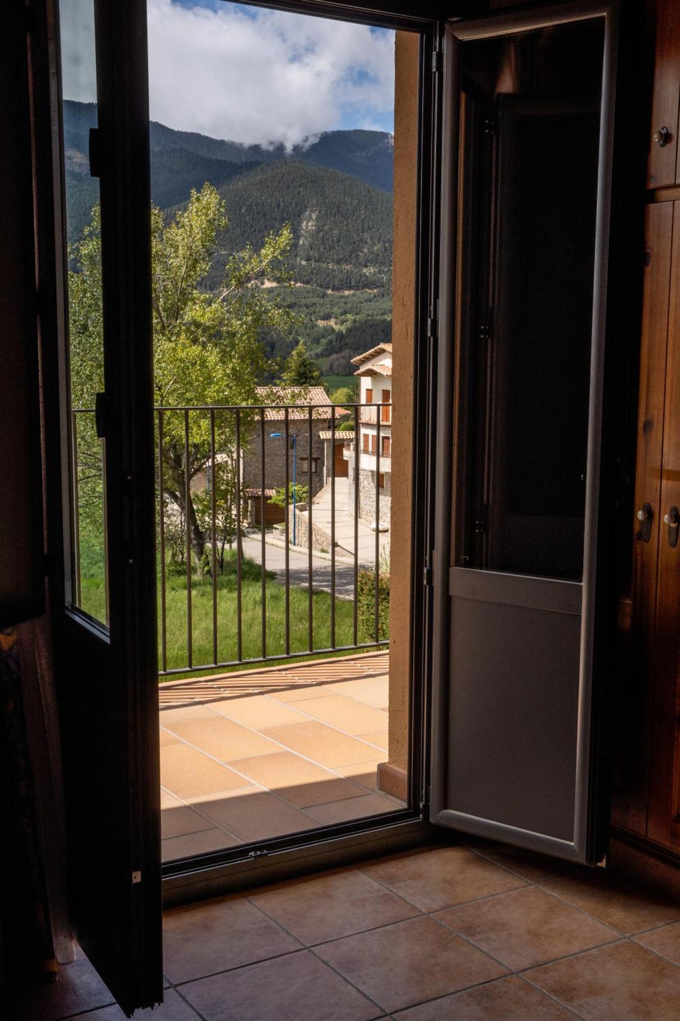 Hostal Cal Francisco Госоль Экстерьер фото