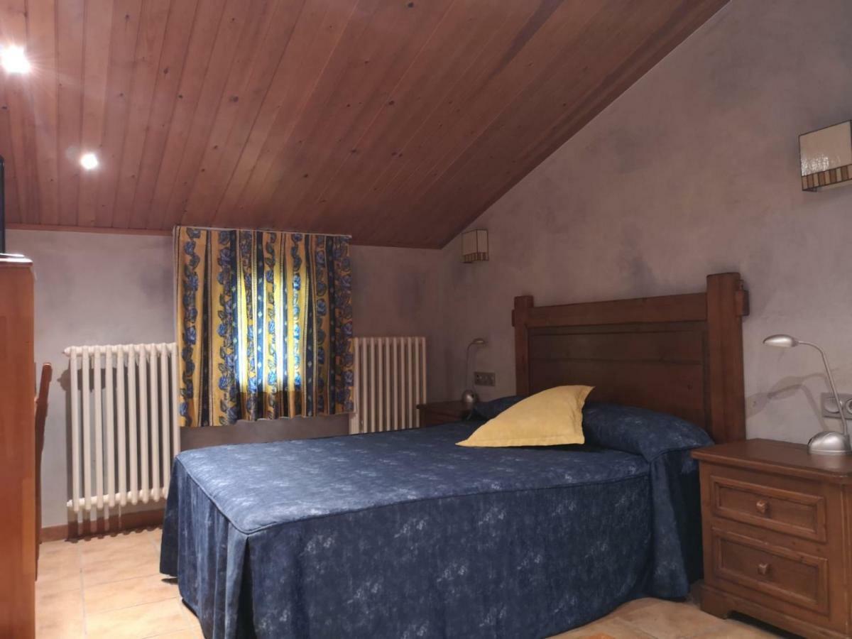 Hostal Cal Francisco Госоль Экстерьер фото