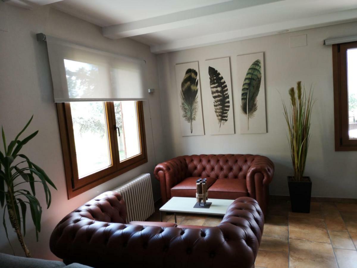Hostal Cal Francisco Госоль Экстерьер фото